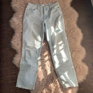 Altar'd State Women's Light Wash Ripped Jeans